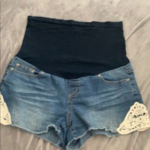 Planet Motherhood Maternity Jean Shorts Size Large